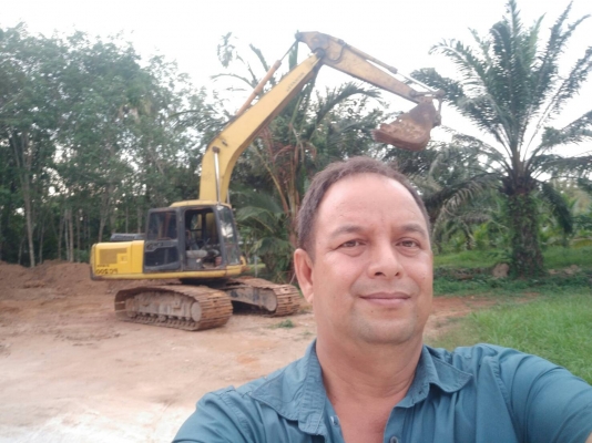 มี VDO ให้ชม.KOMATSU PC200-6 เอกสารเล่ม ระบบไฟเต็ม ราคา 800000