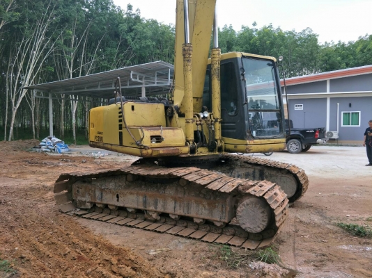 มี VDO ให้ชม.KOMATSU PC200-6 เอกสารเล่ม ระบบไฟเต็ม ราคา 800000