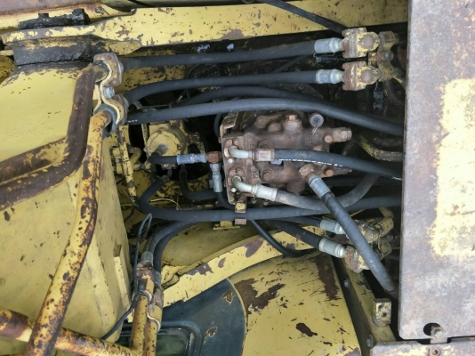 มี VDO ให้ชม.KOMATSU PC200-6 เอกสารเล่ม ระบบไฟเต็ม ราคา 800000