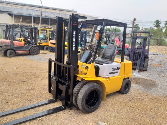 ขายรถยก MITSUBISHI FD25 F18A เครื่องดีเซล เกียร์ธรรมดา ยกได้2.5ตัน เสา3เมตร ติดต่อ 063-5628992