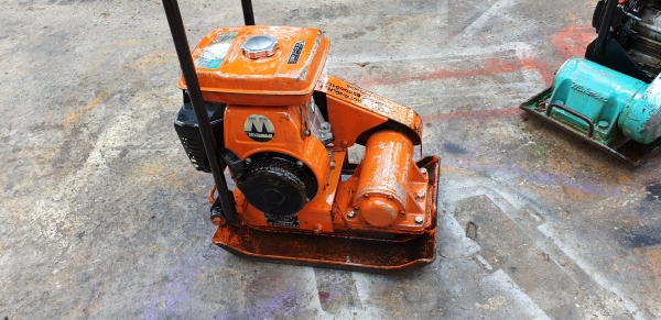 เครื่องตบดิน .35 x .45 ราคา 11800 บาท