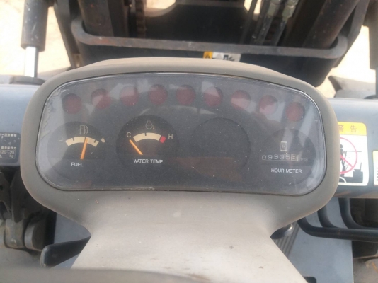 ขายรถยก TCM FG30 N5 เครื่องเบนซิน H20 เสาสูง 4 เมตร งาเท ยกได้ 3 ตัน เกียร์ธรรมดา ยางตันหน้า-หลัง รถนอกนำเข้า ติดต่อ 063-5628992