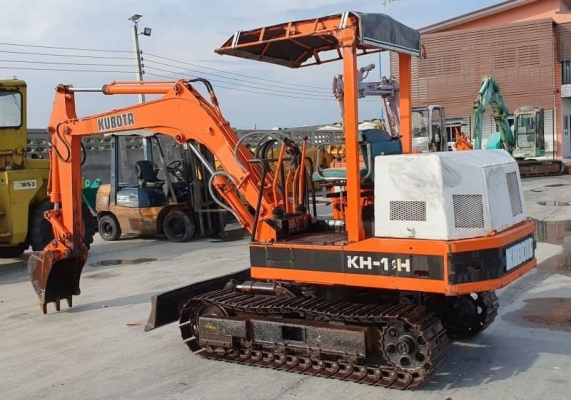 KH11 คูโบต้า (รถนอก นำเข้า ขายถูก) @145,000บาท รถแบคโฮเทียบเท่าPC30 เครื่องคูโบต้า3สูบ ปั่มแรง รถนอกเพิ่งนำเข้ามาใหม่ยังไม่เคยใช้งานในเมืองไทย สีเดิมๆเครื่องดี ปั้มเเรง บูมอาร์ช่างล่างดี รถสวยเร็วแรงไม่โหลดพร้อมใช้เอกสารอินวอยล์ สนใจติดต่อที่เบ KH11 คูโบต้า (รถนอก นำเข้า ขายถูก) @145,000บาท รถแบคโฮเทียบเท่าPC30 เครื่องคูโบต้า3สูบ ปั่มแรง รถนอกเพิ่งนำเข้ามาใหม่ยังไม่เคยใช้งานในเมืองไทย สีเดิมๆเครื่องดี ปั้มเเรง บูมอาร์ช่างล่างดี รถสวยเร็วแรงไม่โหลดพร้อมใช้เอกสารอินวอยล์ สนใจติดต่อที่เบ