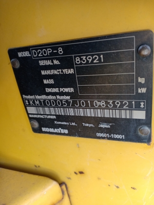 มาใหม่จ้า..KOMATSU D20P-8 เก่านอกแท้  เดิมๆๆ  สภาพสวยมากๆๆ 2,xxx ชั่วโมง พร้อมใช้ โทร 089-3818694 จ๊อย