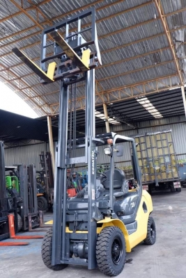ขายฟอร์คลิฟท์เก่านอกนำเข้าจากญี่ปุ่น komat&rsquo;su fd25-17