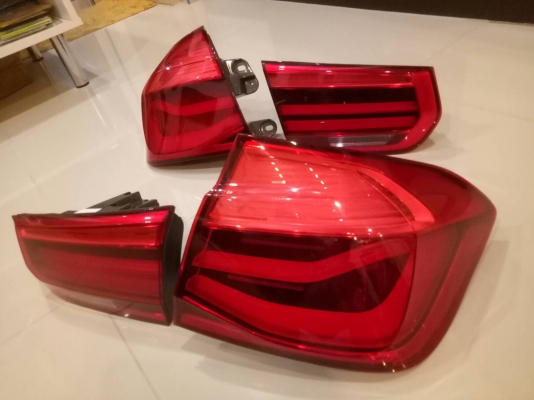 ไฟท้าย ทับทิม (ซ้ายขวา) 1 คู่ BMW F30 LCI