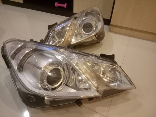 ไฟหน้า 1 คู่ BENZ 207