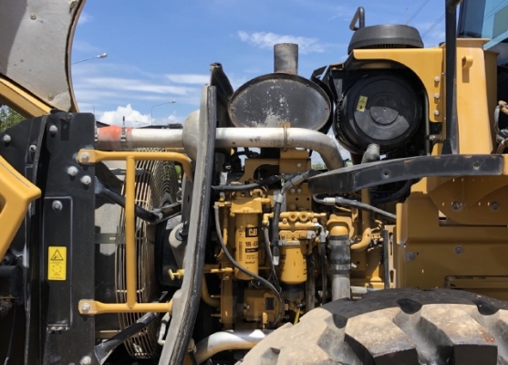 ขายรถตักล้อยาง CAT 962H ปี 2012 นำเข้าเองจากญี่ปุ่น สภาพสวยพร้อมใช้ มีVDOการทำงานครับ