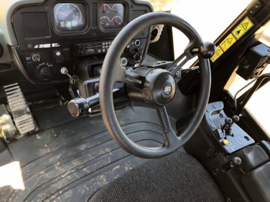 ขายรถตักล้อยาง CAT 962H ปี 2012 นำเข้าเองจากญี่ปุ่น สภาพสวยพร้อมใช้ มีVDOการทำงานครับ