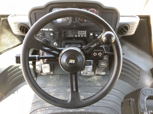 ขายรถตักล้อยาง CAT 962H ปี 2012 นำเข้าเองจากญี่ปุ่น สภาพสวยพร้อมใช้ มีVDOการทำงานครับ