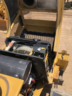 ขายรถตักล้อยาง CAT 962H ปี 2012 นำเข้าเองจากญี่ปุ่น สภาพสวยพร้อมใช้ มีVDOการทำงานครับ