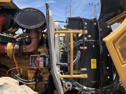 ขายรถตักล้อยาง CAT 962H ปี 2012 นำเข้าเองจากญี่ปุ่น สภาพสวยพร้อมใช้ มีVDOการทำงานครับ