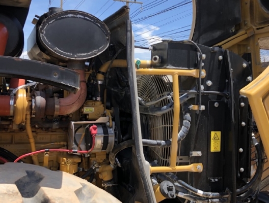 ขายรถตักล้อยาง CAT 962H ปี 2012 นำเข้าเองจากญี่ปุ่น สภาพสวยพร้อมใช้ มีVDOการทำงานครับ