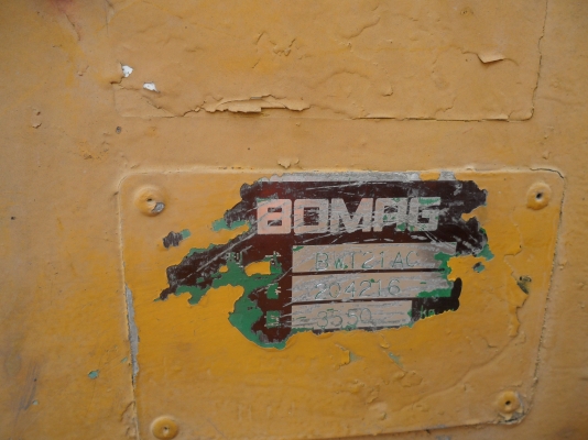 BW121AC BOMAG รถบด(หน้าเหล็กหลังยาง) (รถนอก นำเข้า ขายถูก)@195,000รถนอกสถาพดีพร้อมใช้เพิ่งนำเข้ามายังไม่เคยใช้งานในเมืองไทยเลย เครื่องดีปั้มเเรงพร้อมใช้ เร็วแรงไม่โหลดพร้อมใช้รถเดิมๆขายตามสภาพ เอกสารอินวอยสนใจคลิ๊ก ☎ 081-989-1989 หรั่งครับ