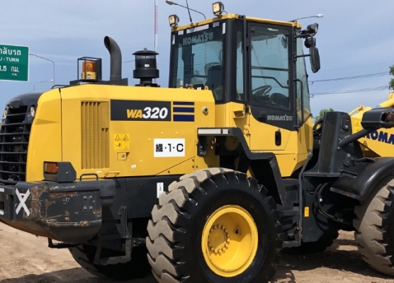 ขายรถตักล้อยาง KOMATSU WA320-7 ปี 2016 นำเข้าเองจากญี่ปุ่น สภาพสวยพร้อมใช้ มีVDOการทำงานครับ ขายรถตักล้อยาง KOMATSU WA320-7 ปี 2016 นำเข้าเองจากญี่ปุ่น สภาพสวยพร้อมใช้ มีVDOการทำงานครับ