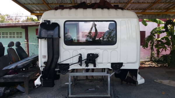 ขายหัวรถ อีซูซุ เดก้า FXZ320 ขายหัวรถ อีซูซุ เดก้า FXZ320