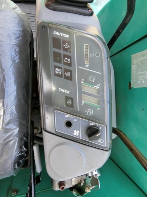 ขายรถขุดแบคโฮ KOMATSU PC30-7E ขนาดPc30รถเก่านอกแท้100\% คอลโทนสั้นปั๊มนิ้ว มีหัวแย๊กFURUKAWA พร้อมบุ้งกี๋ ระบบไว รถพร้อมใช้งาน เอกสารใบอินวอยครบ  ราคา 470,000 ต่อรองได้ ☎ ติดต่อ 096-3268553 (สถิตย์พันธ์) ???? ID LINE 0963268553 ????ร้านรุ่งเจริญแทรกเตอร์ อ