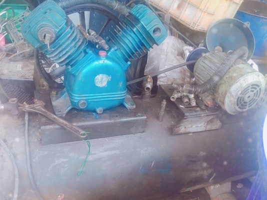 ปั้มลม3แรงถัง300ลิตรของพูม่ารุนเก่ามอเตอร์มิซูฯ