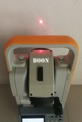 กล้องสำรวจมือสอง Total Station CYGNUS KS-102 by TOPCON  นอลปรี่ซึ่ม  เลเซอร์นำเป้า 2หน้าจอ Accuracy2&rdquo; ความละเอียดหน้าจออ่าน 1&rdquo;  สภาพดีพร้อมใช้ อุปกรณ์ตามรูป พร้อม calibrated