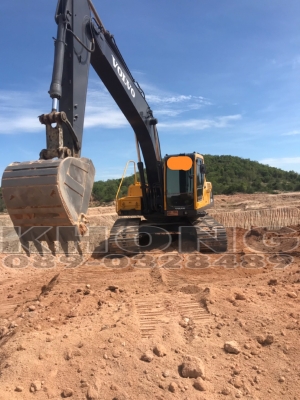 ขายด่วน รถแบคโฮ Volvo210 BLC รถสวย ใช้งาน รักษาดี รถบบไฟฟ้าครบ เดิมทั้งคัน สภาพสวยจ๊าบ เพียง 1030000 บาท