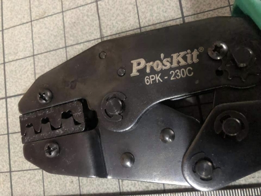 ขายคีมย้ำสายไฟPRO'S KIT มือสองสภาพดี ขายคีมย้ำสายไฟPRO'S KIT มือสองสภาพดี