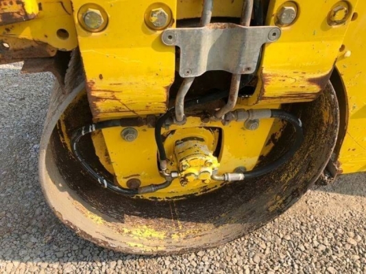 รถบดเล็ก BOMAG BW100AD-3