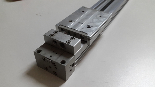 กระบอกลม Rodless Cylinder