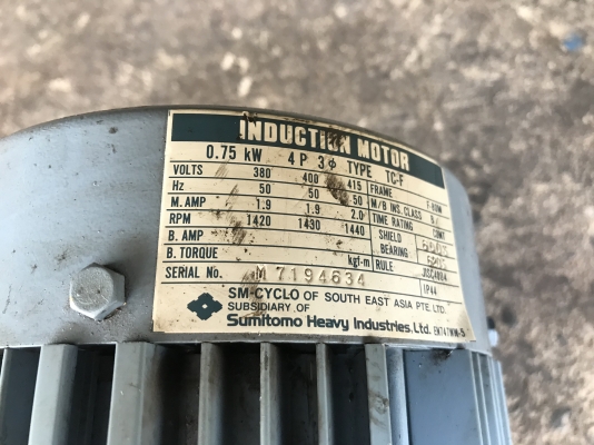 ขายมอเตอร์เกียร์ Cycro drive Sumitomo 1HP. 380V made in Japan อัตราทด 1:51 เพลาออกประมาณ 28รอบต่อนาที สภาพสวยเดิมๆ หมุนนิ่ม พร้อมใช้งาน