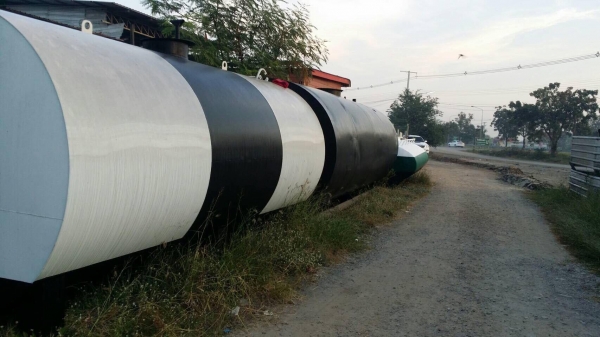 ถังน้ำมันคุณภาพดี การันตีด้วยยอดสั่งจองทุกวัน จัดส่งกันทุกวันครับ มีหลายขนาดโทรสอบถามได้ครับ ถังน้ำมันคุณภาพดี การันตีด้วยยอดสั่งจองทุกวัน จัดส่งกันทุกวันครับ มีหลายขนาดโทรสอบถามได้ครับ