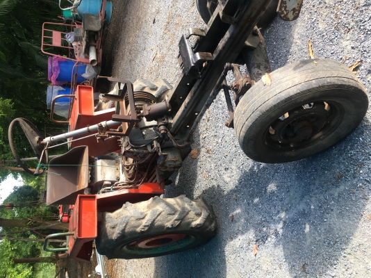 รถไถนั่งขับสามเกียร์พร้อมใช้สภาพดี สนใจ0848017186 รถไถนั่งขับสามเกียร์พร้อมใช้สภาพดี สนใจ0848017186