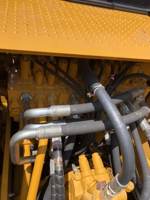 CAT 320D2 รถปี16 ใช้งาน 4960ช.ม ตัวกรองอากาศใหญ่ ครอบกล่องไฟ มีเสียงเตือนเดินหน้าถอยหลัง สีเดิมทั้งคัน เล่มทะเบียน CAT 320D2 รถปี16 ใช้งาน 4960ช.ม ตัวกรองอากาศใหญ่ ครอบกล่องไฟ มีเสียงเตือนเดินหน้าถอยหลัง สีเดิมทั้งคัน เล่มทะเบียน