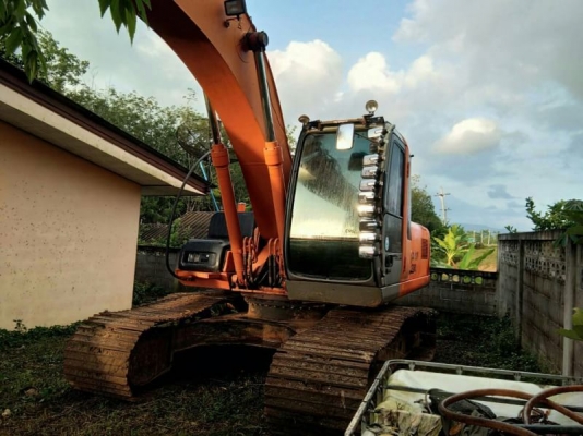 ขายแบคโฮ HITACHI ZX200-1 เอกสารเล่มทะเบียนราคา 1,100,000 ขายแบคโฮ HITACHI ZX200-1 เอกสารเล่มทะเบียนราคา 1,100,000