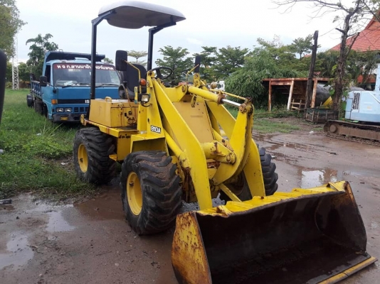 SALE*สินค้าหลุดจอง*FROM JAPAN รถตักล้อยางTCM-810A-2:รุ่นใหม่*(เทียบเท่า WA30 -WA40:รุ่น5) / ขับเคลื่อน2เพลา/(เลี้ยวเอว) /เกียร์ทอร์ค(ออโต้)