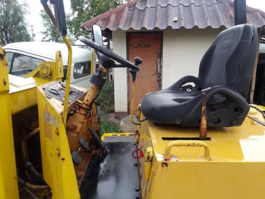 SALE*สินค้าหลุดจอง*FROM JAPAN รถตักล้อยางTCM-810A-2:รุ่นใหม่*(เทียบเท่า WA30 -WA40:รุ่น5) / ขับเคลื่อน2เพลา/(เลี้ยวเอว) /เกียร์ทอร์ค(ออโต้) SALE*สินค้าหลุดจอง*FROM JAPAN รถตักล้อยางTCM-810A-2:รุ่นใหม่*(เทียบเท่า WA30 -WA40:รุ่น5) / ขับเคลื่อน2เพลา/(เลี้ยวเอว) /เกียร์ทอร์ค(ออโต้)