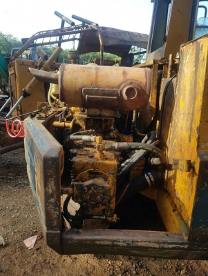 ขายแบคโฮKOMATSU PC60-5 มีหัวคีปบุ้งกี๋ราคา 200,000 ขายแบคโฮKOMATSU PC60-5 มีหัวคีปบุ้งกี๋ราคา 200,000