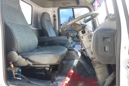 Hino 6 ล้อ Fc4j 145 แรง (รถยกเฉพาะกิจ) เบรคจิฟฟี่ พวงมาลัยพาวเวอร์ มีวินพร้อมต่อระบบต่อลากจูง ยางดี 6 เส้น สภาพพร้อมใช้ ราคา 585,000 บาท ติดต่อ 089-5367218. 081-4252943