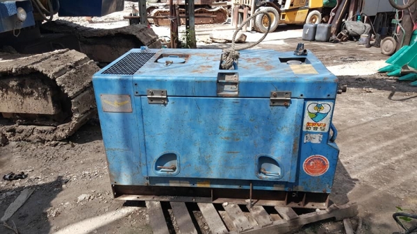 SALE* FROM JAPAN สินค้าหลุดจอง เพิ่งนำเข้า*เครื่องปั๊มลม แบบเครื่องยนต์ดีเซล *AIRMAN PDR50S*