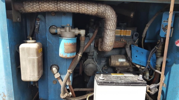 SALE* FROM JAPAN สินค้าหลุดจอง เพิ่งนำเข้า*เครื่องปั๊มลม แบบเครื่องยนต์ดีเซล *AIRMAN PDR50S*