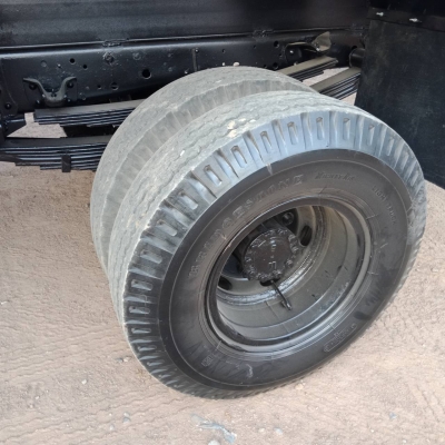 หกล้อดั้มเกษตร