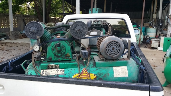 ปั้มลม3แรง ถังน้อยๆร้อยกว่าลิตร ไฟ380 ตัวละ12500