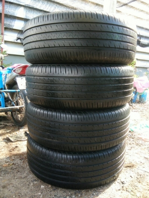 ขายยาง goodyear 265/65R17 ปี17 ชุดละ 3900 บาท