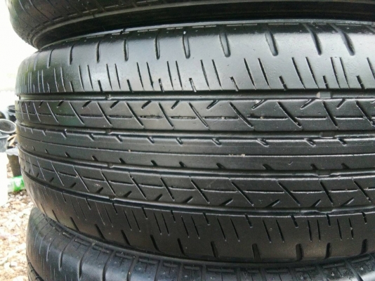 ขายยาง บริดจสโตน 215/60R16 ปี17 ชุดละ 2800 บาท ขายยาง บริดจสโตน 215/60R16 ปี17 ชุดละ 2800 บาท