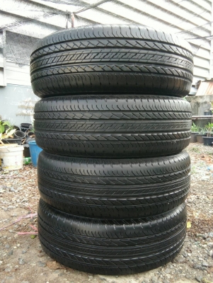 ขายยาง 225/60R18 ปี17 ชุดละ 4300 บาท