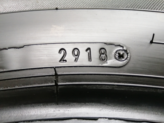 ยาง Dunlop 205 60 16 กลางปี18 ดอกเต็ม เนื้อนิ่มๆ ไม่มีปะ ใช้ยาว มีให้เลือก2ชุด ราคาไม่แพง