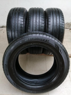 ยาง Dunlop 205 60 16 กลางปี18 ดอกเต็ม เนื้อนิ่มๆ ไม่มีปะ ใช้ยาว มีให้เลือก2ชุด ราคาไม่แพง