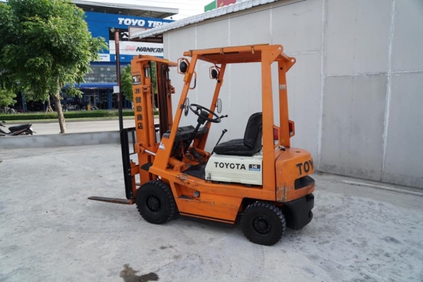 ขายถูกมาก Toyata 4FG14 สวย แห้งเดิม ไม่เคยใช้งานในไทย