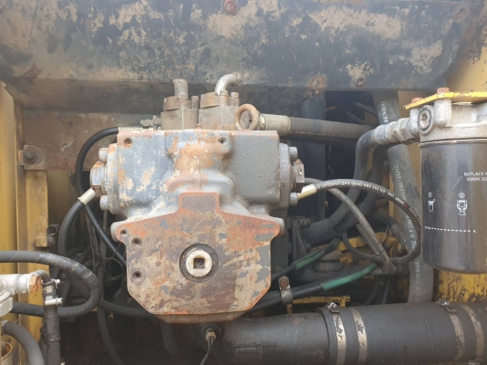 ขายแบคโฮ KOMATSU PC200-7 ไฟเต็มเอกสารอินวอยราคา 800,000