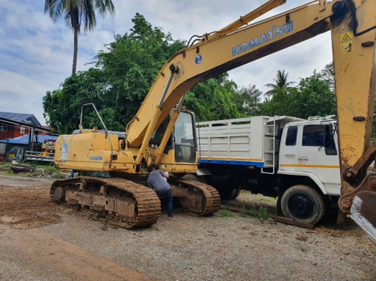 มีVDOขายแบคโฮ KOMATSU PC200-7 ไฟเต็มเอกสารอินวอยราคา800,000