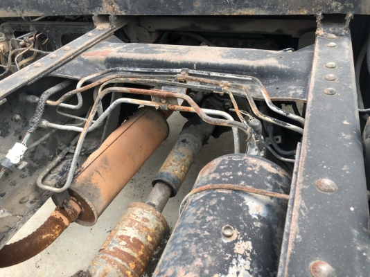 240แรงนางฟ้ามี6คัน 10ล้อหัวลาก 2เพลาเกียร์ฟุลเลอร์ รถสภาพดีทุกคัน ของบริษัทโค๊กหาดใหญ่