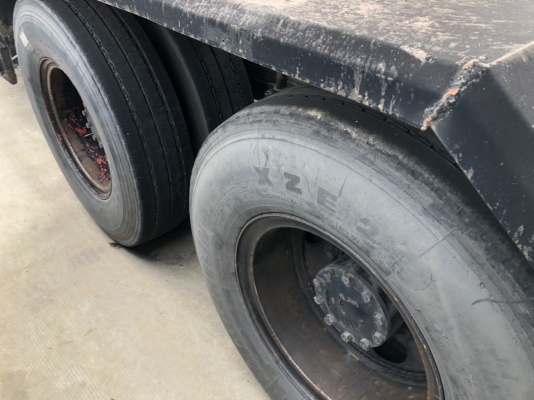 240แรงนางฟ้ามี6คัน 10ล้อหัวลาก 2เพลาเกียร์ฟุลเลอร์ รถสภาพดีทุกคัน ของบริษัทโค๊กหาดใหญ่